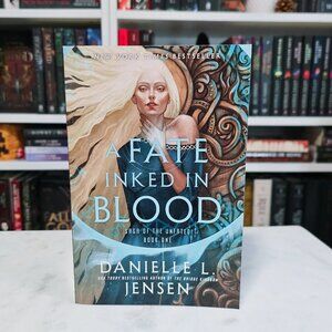 Danielle L Jenson - A Fate Inked in Blood (PAPERBACK)